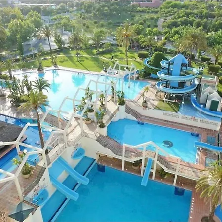 Benalbeach Complex * ベナルマデナ