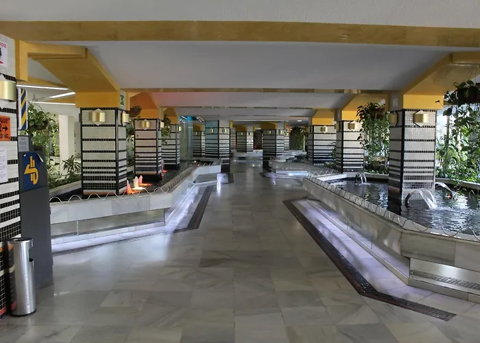 Benalbeach Complex شقة